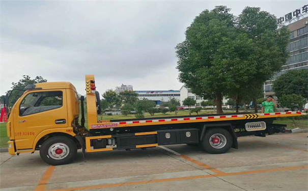 黄冈定远24小时拖车救援电话号码，定远道路救援公司怎么收费的